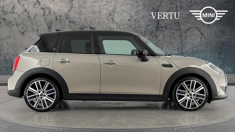 MINI Cooper 1.5 C Exclusive 5dr Auto Petrol Hatchback